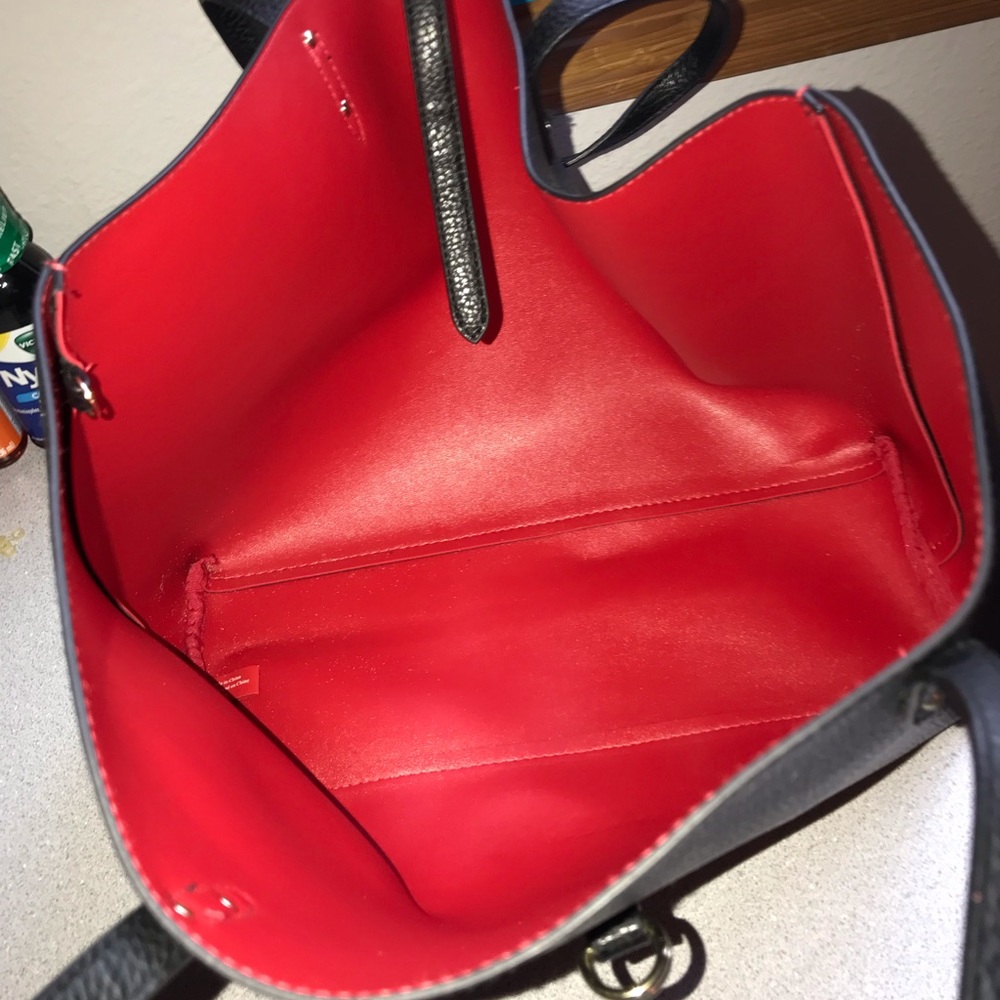 Victoria’s Secret purse - Picture 2 of 2